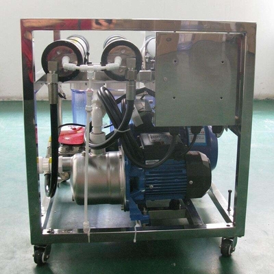 Mini usine solaire mobile de dessalement d'eau RO