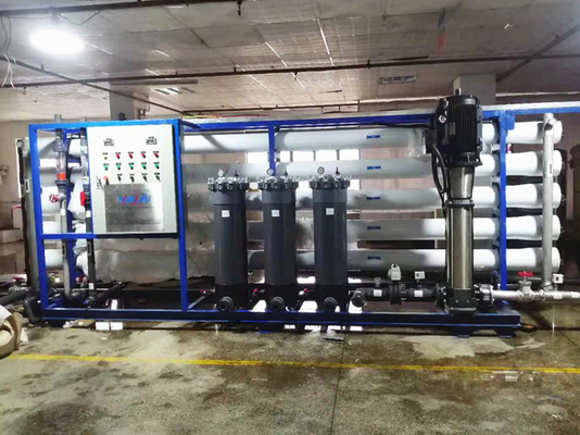 RO Unité de système d'eau électronique solaire Unité de dessalement de l'eau pour bateaux
