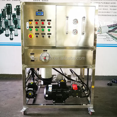 Eau de mer de RO d'eau de mer d'osmose d'inversion, machine de dessalement d'eau de mer pour le yacht de bateau