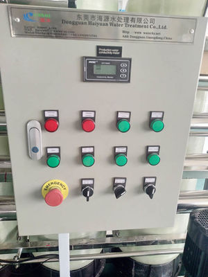 Systèmes compacts commerciaux de purification d'eau renverser l'osmose