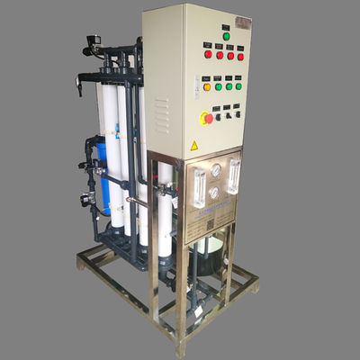 système d'osmose d'inversion ultra pur de membrane d'ultra-filtration 0.75KW 2TPH