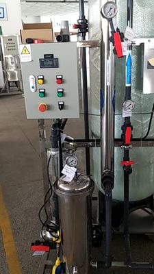 Pression d'échange ionique industrielle 220V de barre du filtre d'eau de résine 10-15